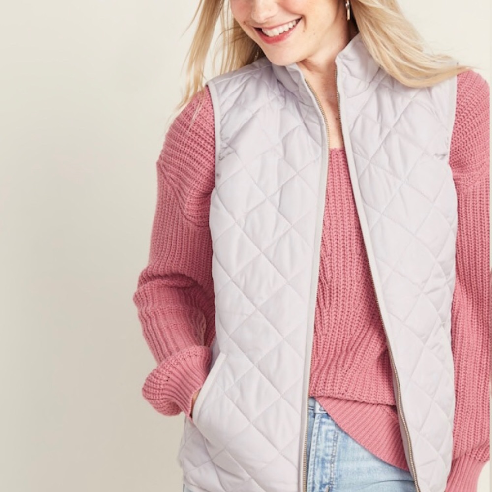 Like new! Old Navy Pink lightweight vest